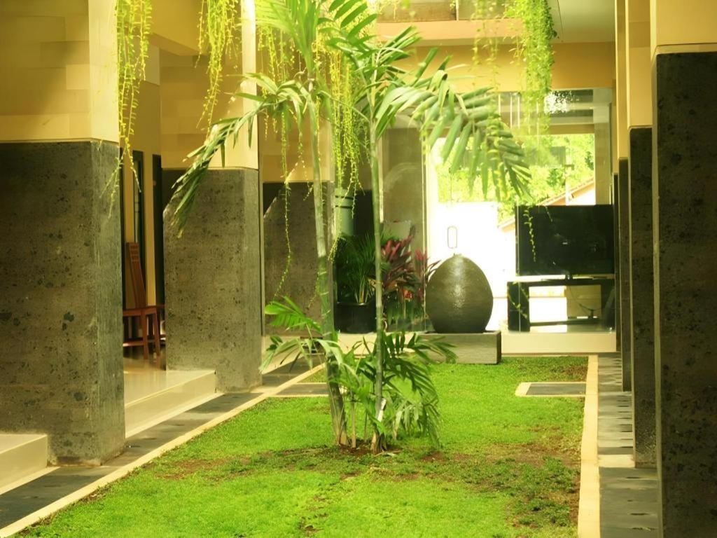 Bali Mega Hotel Jimbaran Exterior foto